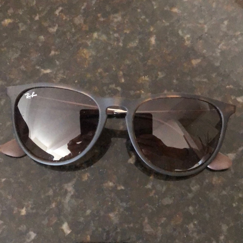 Ray Ban Erika sunglasses